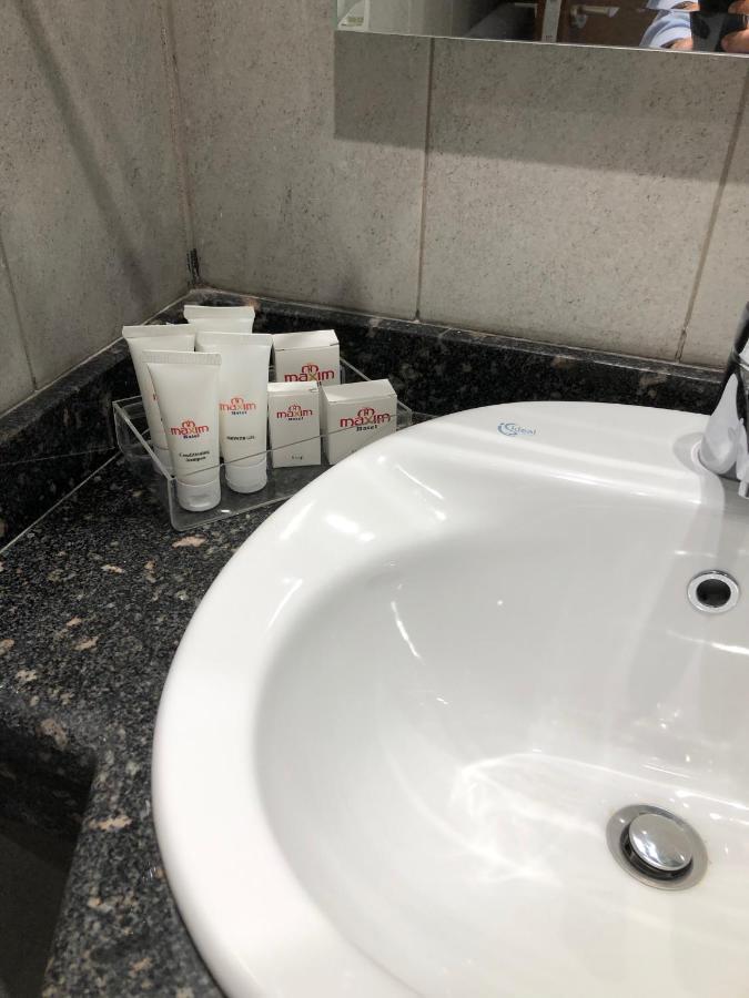 Maxim Hotel Kaherah Luaran gambar